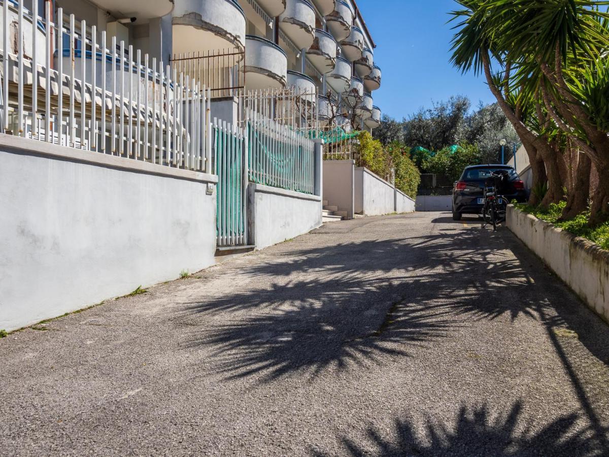 La Dolce Vita Relax - Cozy Apt In Sorrento Διαμέρισμα Εξωτερικό φωτογραφία